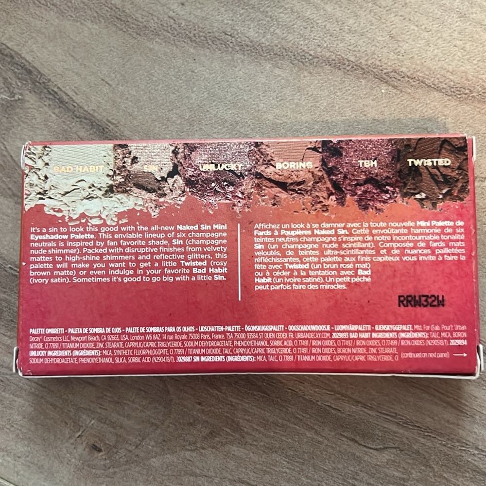 Urban Decay. sin - eyeshadow pallet- New - Picture 3 of 3